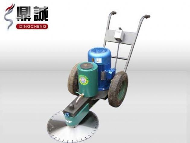 點(diǎn)擊查看詳細(xì)信息<br>標(biāo)題：手推式切樁機(jī) 閱讀次數(shù)：13115