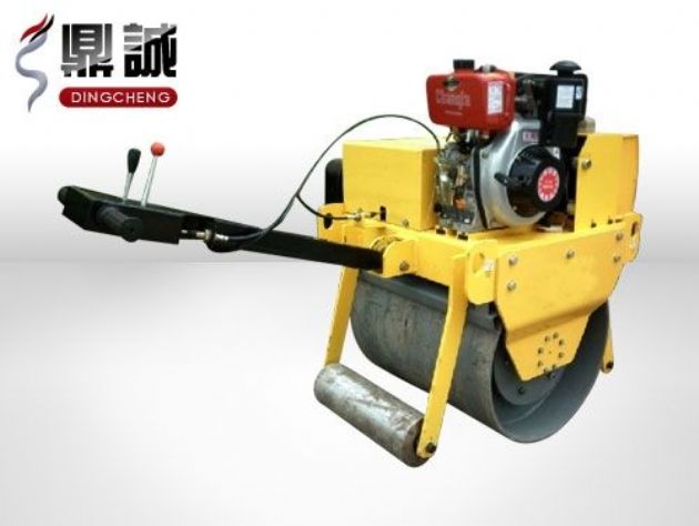 點(diǎn)擊查看詳細(xì)信息<br>標(biāo)題：重型手扶式單鋼輪壓路機(jī) 閱讀次數(shù)：13003
