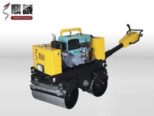 點(diǎn)擊查看詳細(xì)信息<br>標(biāo)題：DC-840-I全液壓手扶雙鋼輪壓路機(jī) 閱讀次數(shù)：14194